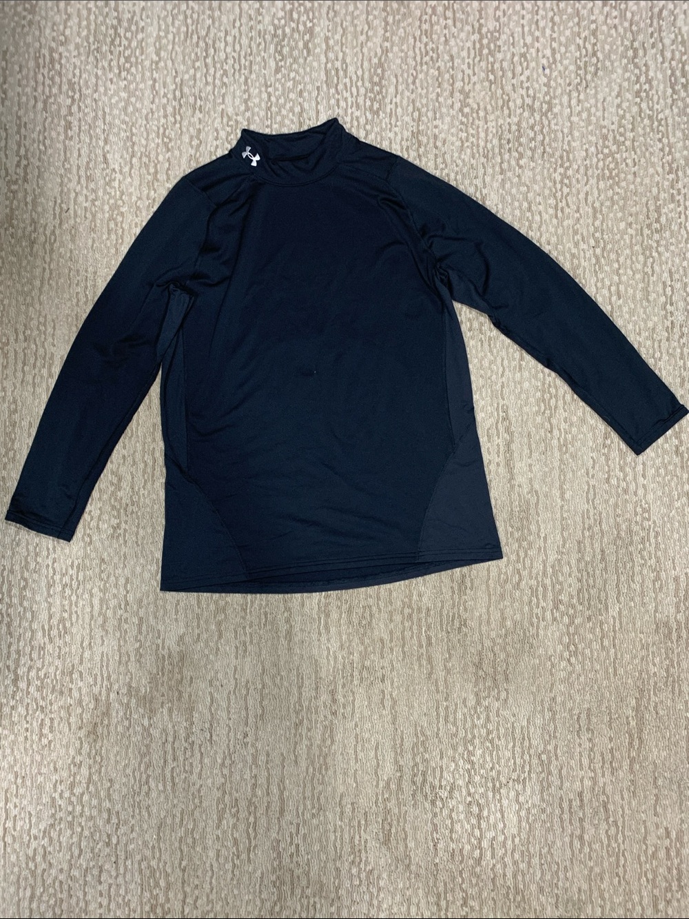 Under Armour Black Long Sleeve Performance Top (448)